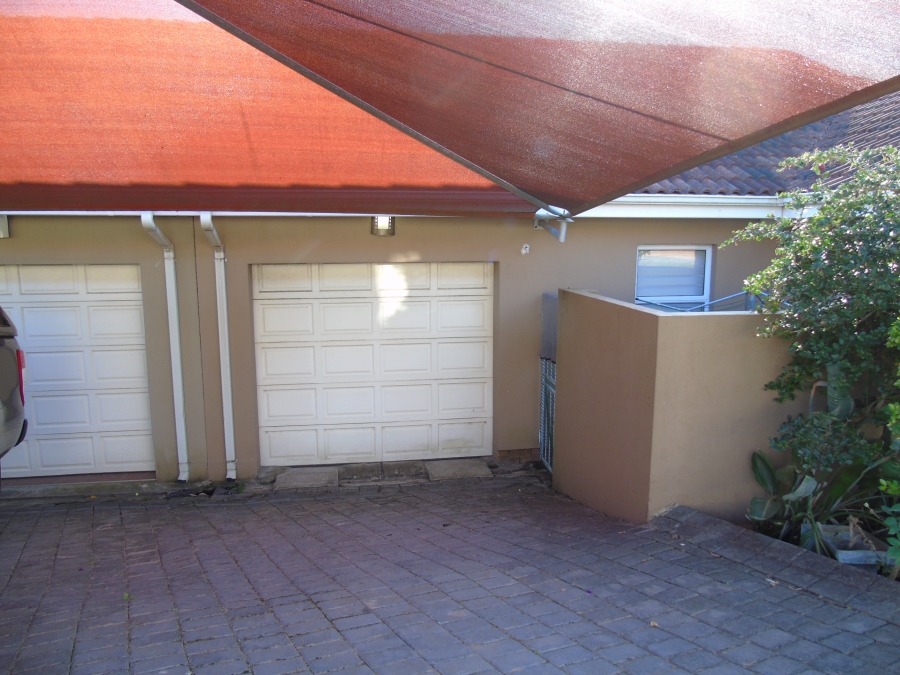 To Let 3 Bedroom Property for Rent in Beacon Bay Eastern Cape